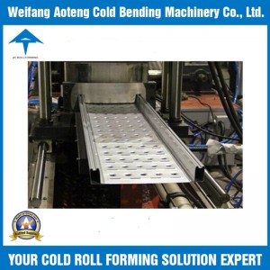 Scaffold board roll forming machine